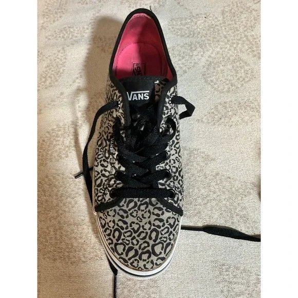 Vans Classic Slip On Womens Size 9 Shoes Cheetah Leopard Print Skate Sneakers - Picture 10 of 10